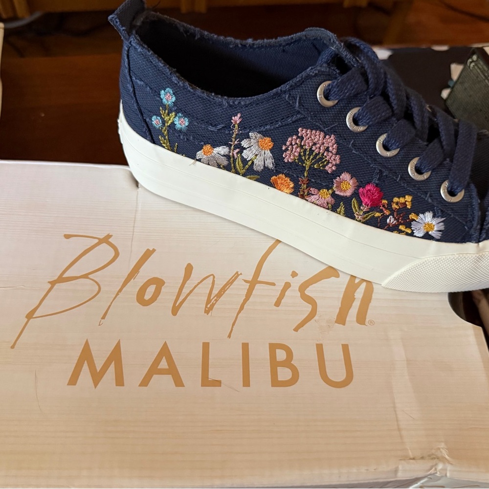 Blowfish Navy Canvas Sneaker with Colorful Floral Embroidery size 6